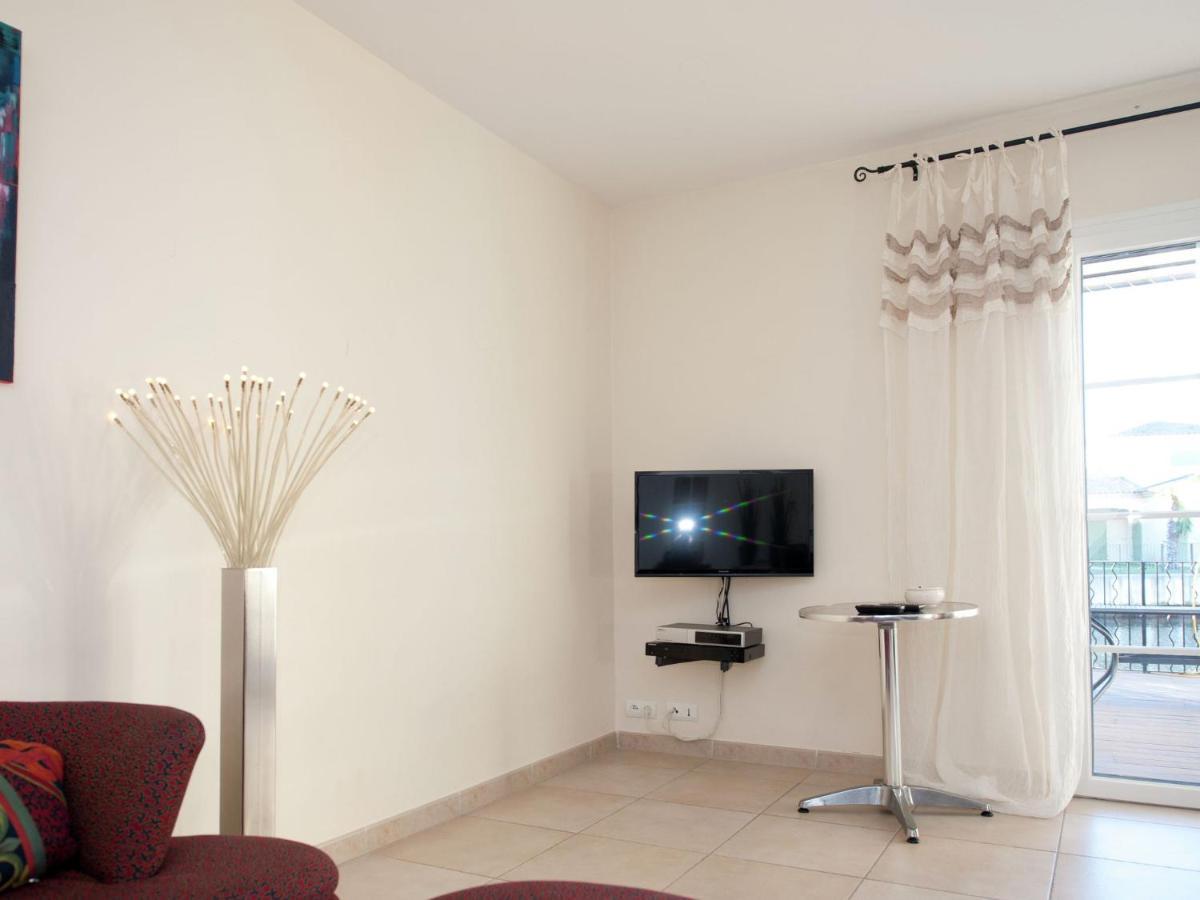 Modern Villa Near The Sea With Balcony Aigues-Mortes Eksteriør bilde