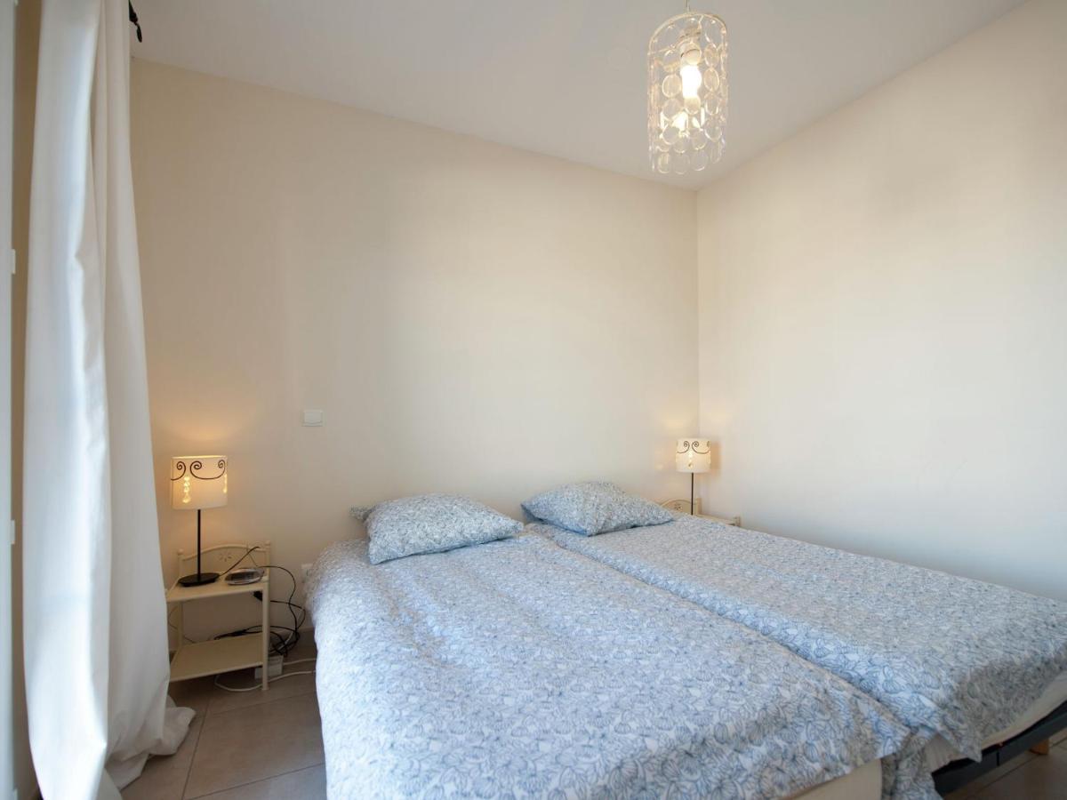 Modern Villa Near The Sea With Balcony Aigues-Mortes Eksteriør bilde